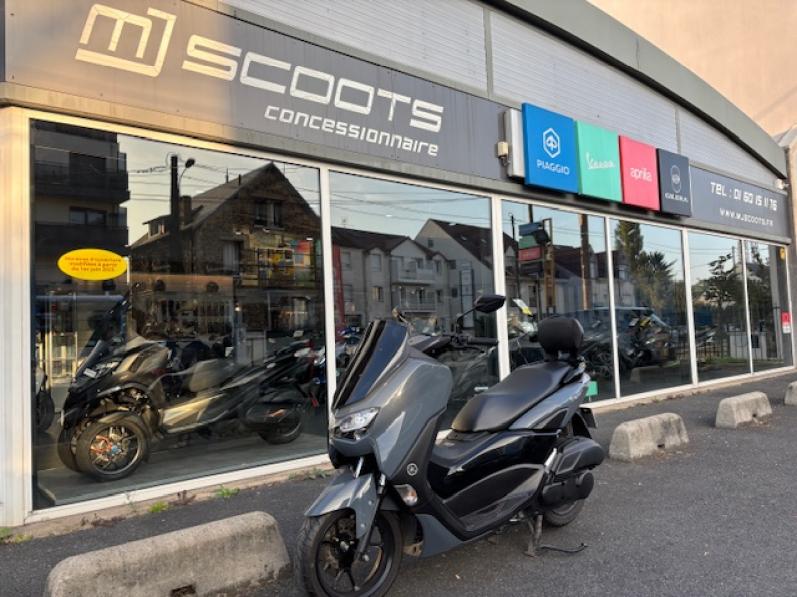 YAMAHA NMAX 125