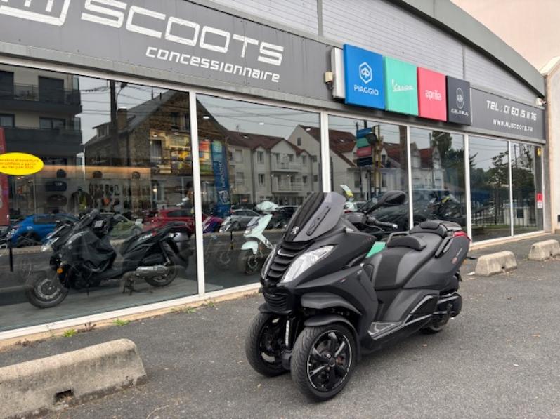 PEUGEOT METROPOLIS 400 BLAK EDITION